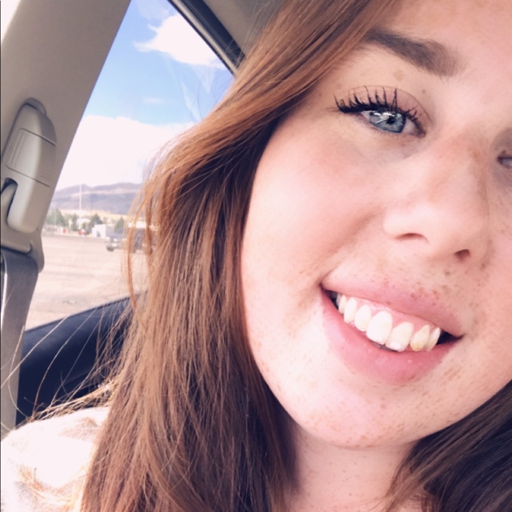 Meet your Posher, Sara